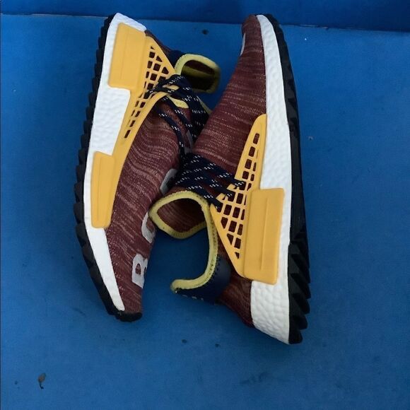 Adidas Pharrell Williams NMD  Earth  Size 11